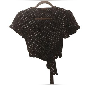 NWOT Active USA Black Cap Flutter Sleeve Tie Waist Crop Blouse - Size Small